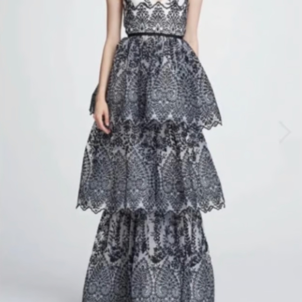 Marchesa Notte l NWT Strapless Floral Eyelet Organza Gown Size 6